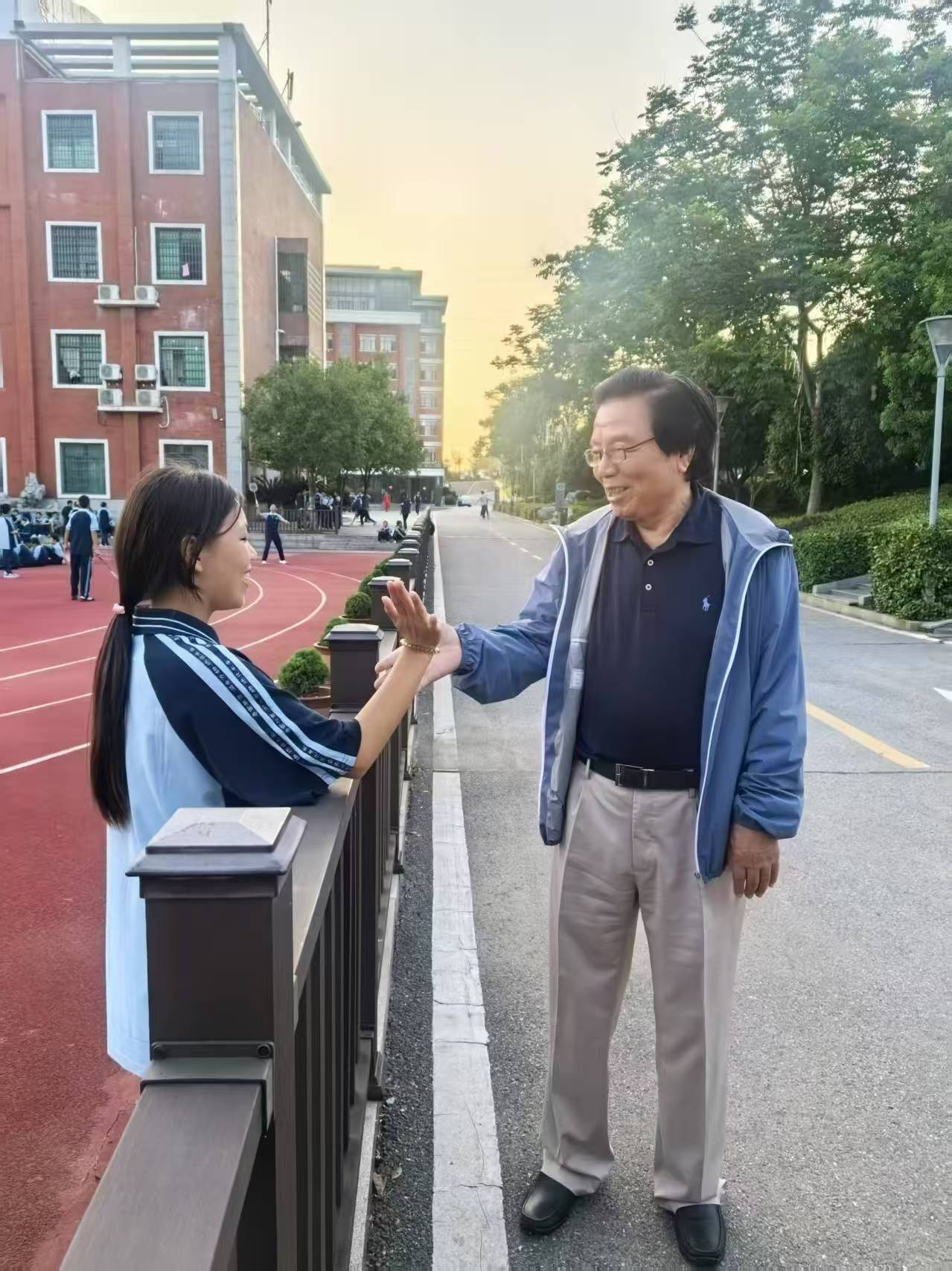 图片10.png
